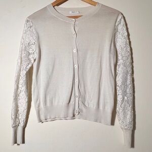 White cardigan with lace sleeves- Japanese brand Fray I.D